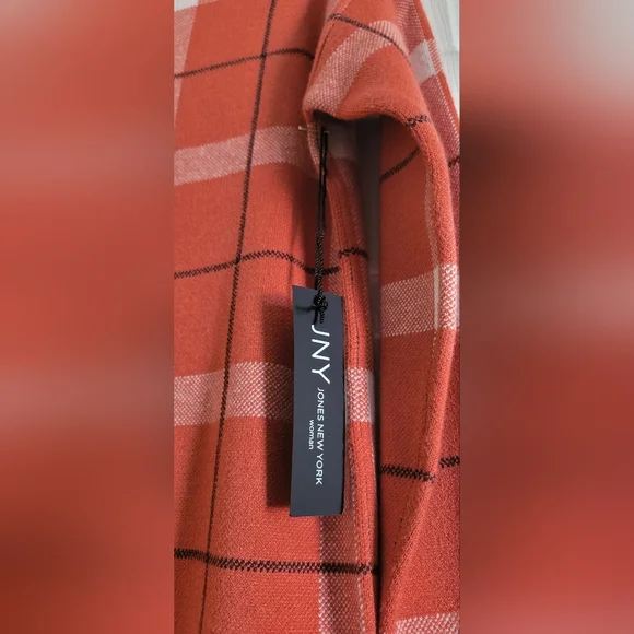 NWT Woman's mock turtleneck sweater-Fall - Picture 2 of 5